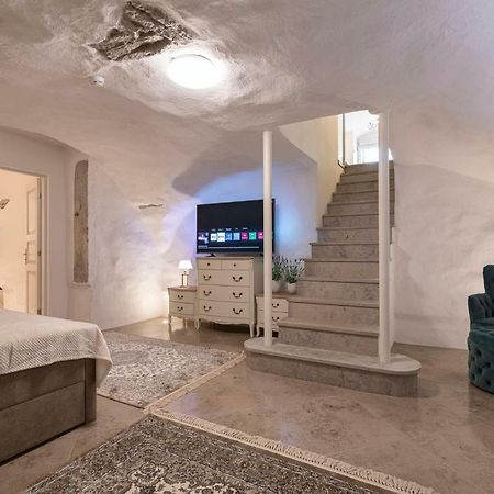 Tallinn Housing 2 Bdr 2 Bathroom With Sauna At Carl Engel Luxury House Exterior photo