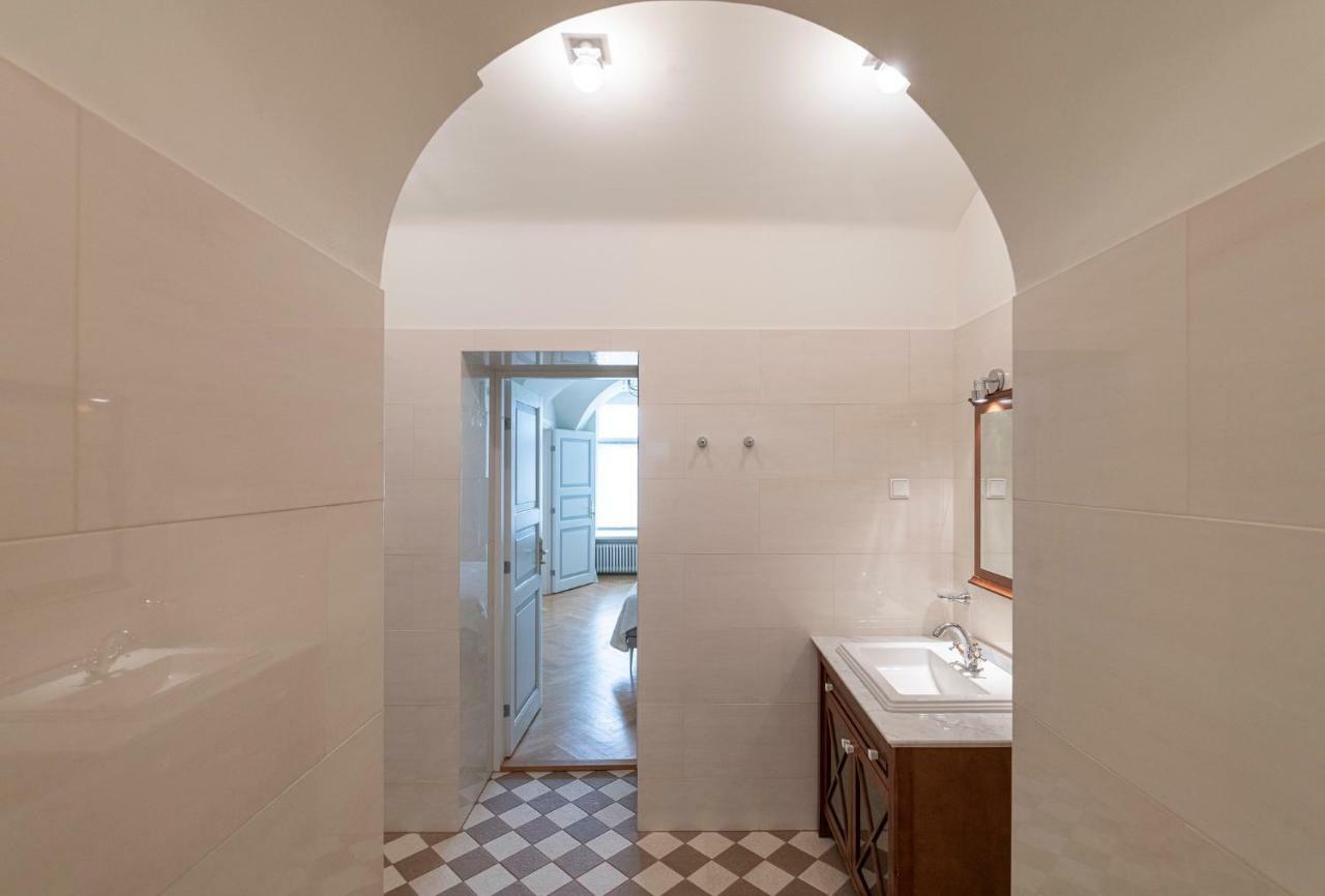 Tallinn Housing 2 Bdr 2 Bathroom With Sauna At Carl Engel Luxury House Exterior photo
